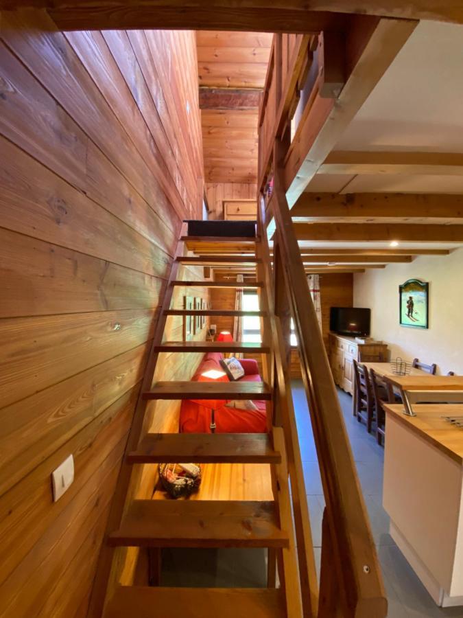 Appartement Le Chardon Bel Avec Terrasse Dans Vieille Ferme De Montagne Rénovée *